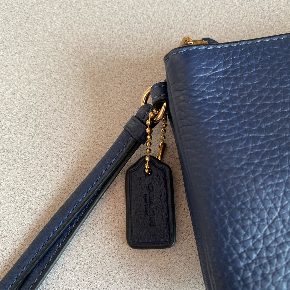Coach Pebble Leather Medium Double  L Zip Wristlet - Picture 8 of 8